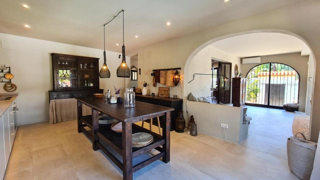 Serenity Villa In Albir By Nras El Albir Exteriör bild